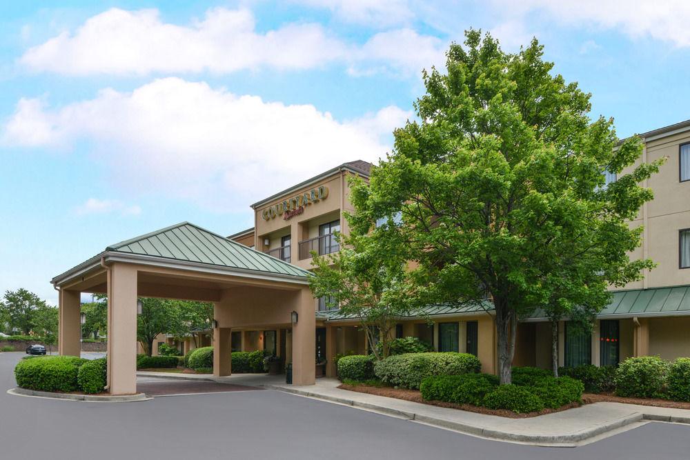 Courtyard By Marriott Columbia Northeast/Fort Jackson Area Экстерьер фото