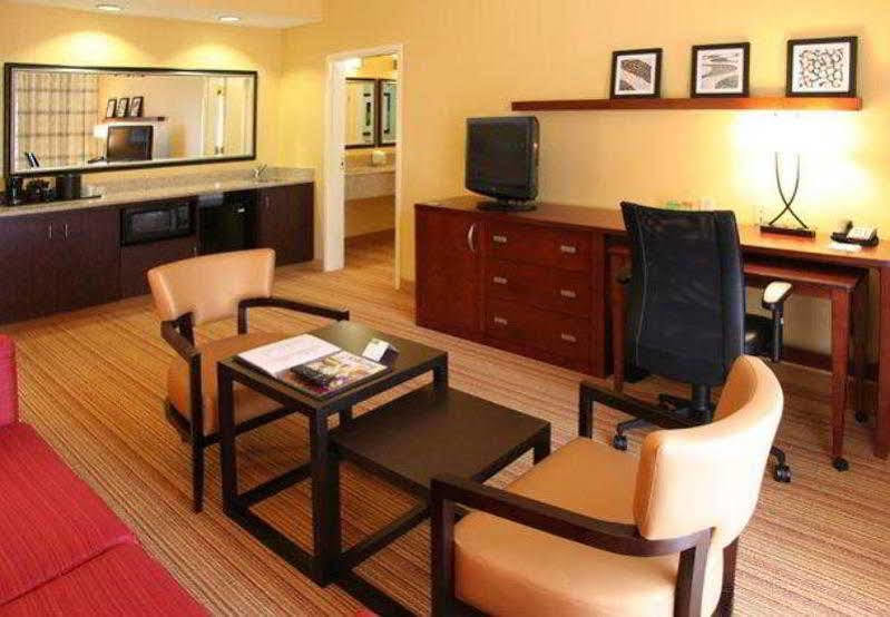 Courtyard By Marriott Columbia Northeast/Fort Jackson Area Экстерьер фото